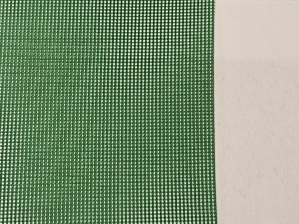 Malla de plástico POLYHARDWARE® verde 1x5m de Malla.mx, solución duradera para cercos, ventilación y protección en México.