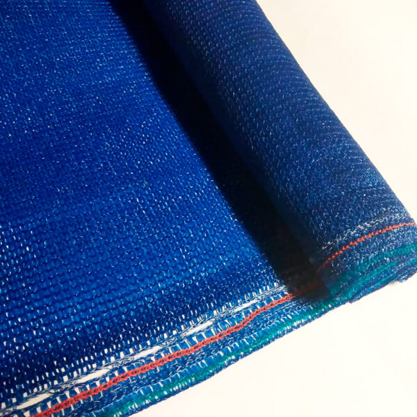 Rollo de Malla Sombra Rompevientos OBAMALLA® 2.1x50m color azul (Sombra 90%) - Image 2