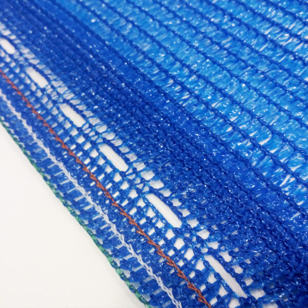 Malla Sombra Privacidad OBAMALLA® 2.1x100m color azul (5.3oz porcentaje de sombra 96%) - Image 3