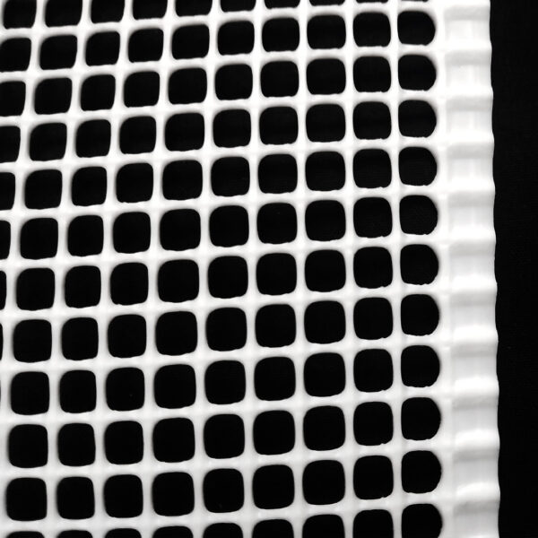 Malla para manualidades POLYHARDWARE® 5x5mm 1x50m blanca de Malla.mx, versátil para artesanías y decoración.