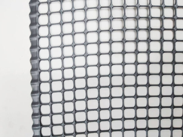 Malla de plástico POLYHARDWARE® 1x1cm color plata de Malla.mx, resistente y flexible para múltiples aplicaciones.