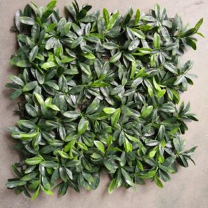 Techo verde decorativo ERBETTA® de 50x50 cm de Malla.mx, con follaje de azalea, ideal para embellecer espacios en México.