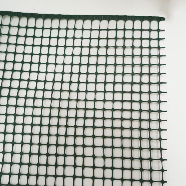 Multiusos Plástica para Cancel y Balcones, color Verde POLYHARDWARE® (Cuadro 1x1cm) - Image 2