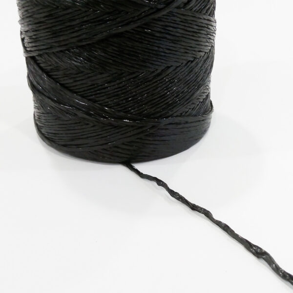 HORTORAFIA® Rollo De Rafia Para Siembra De Jitomate Calibre 1050 Color Negro - Image 2